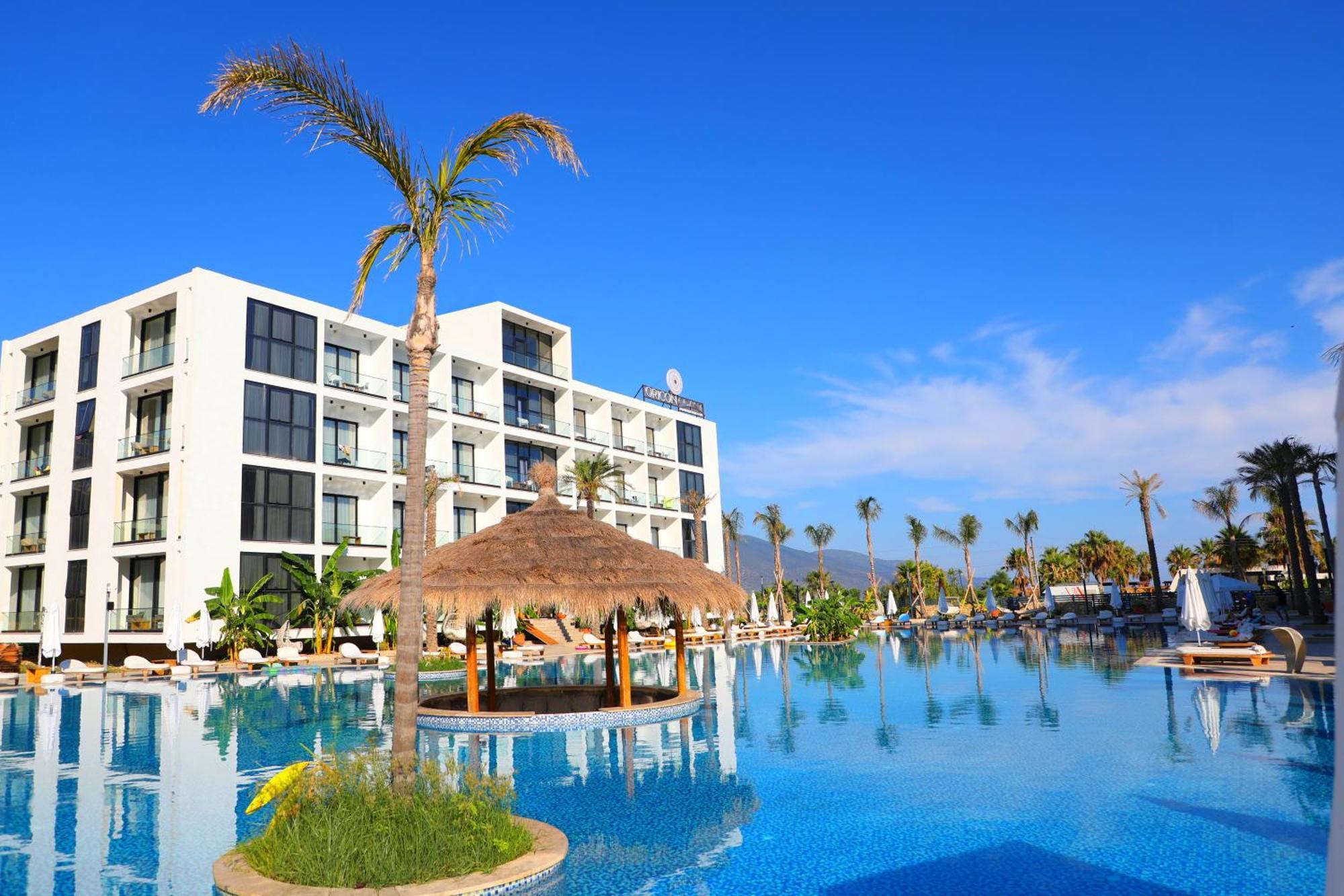 Oricon Coast Luxury Resort Орикум Екстериор снимка