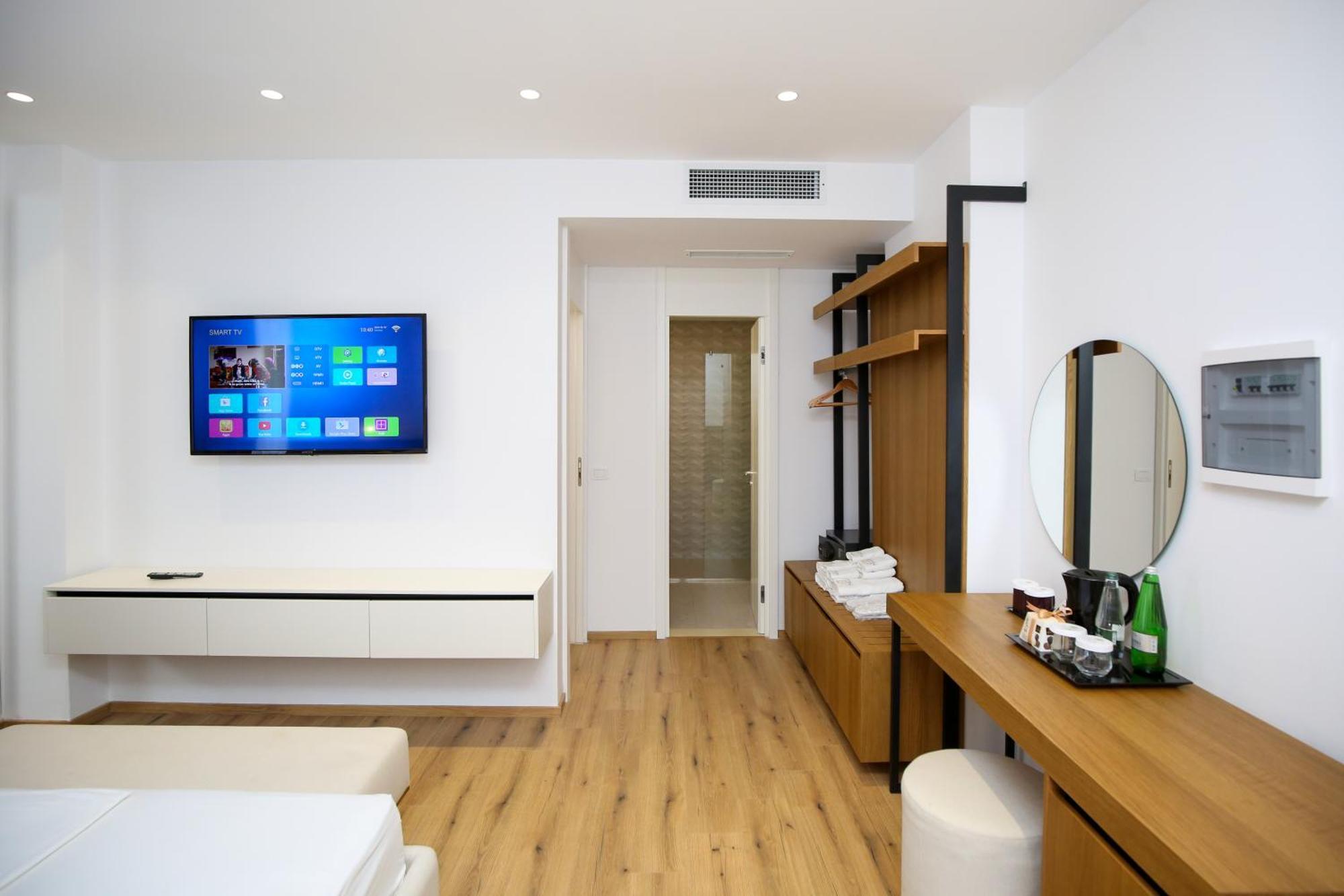 Oricon Coast Luxury Resort Орикум Екстериор снимка