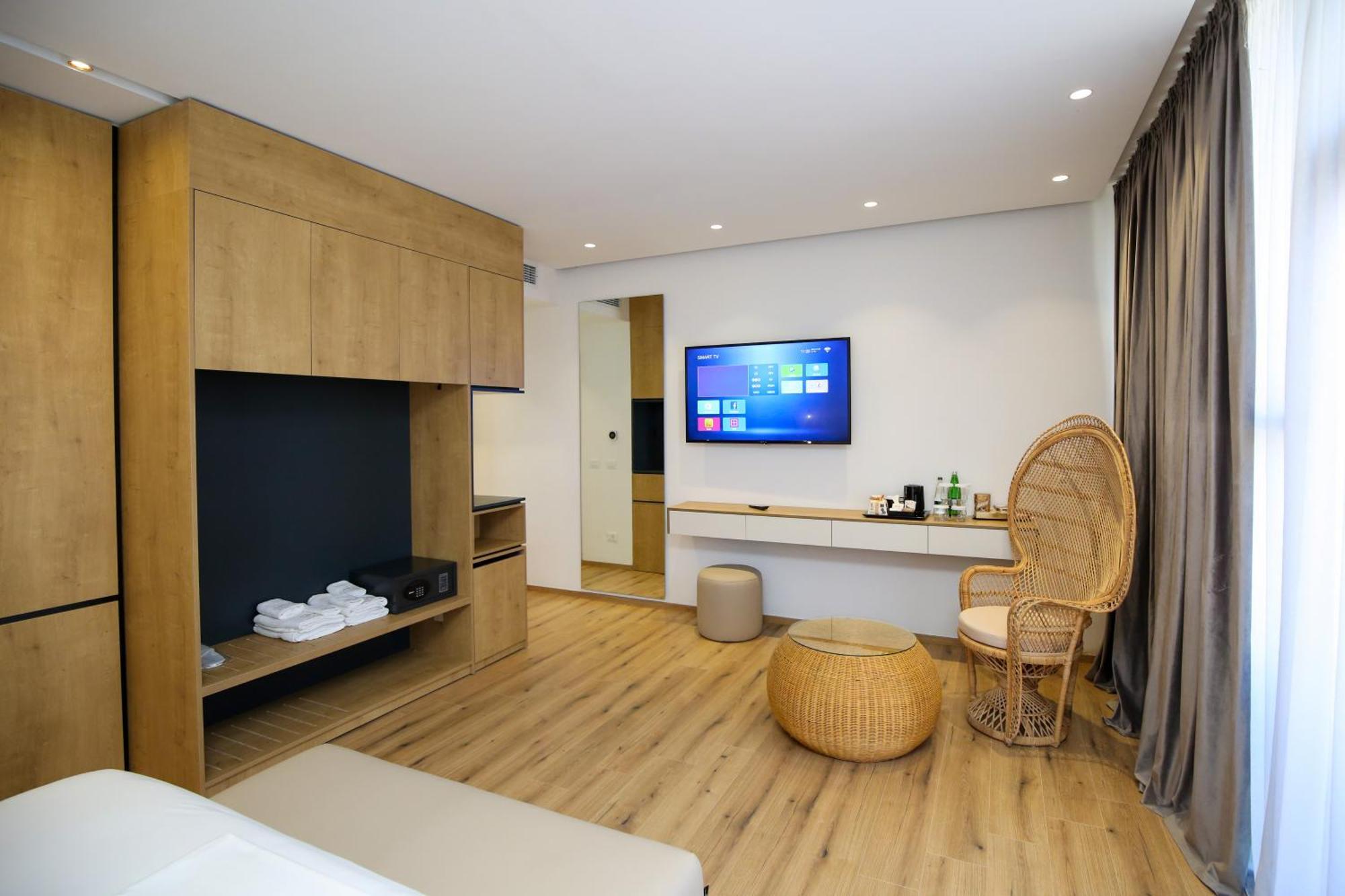 Oricon Coast Luxury Resort Орикум Екстериор снимка
